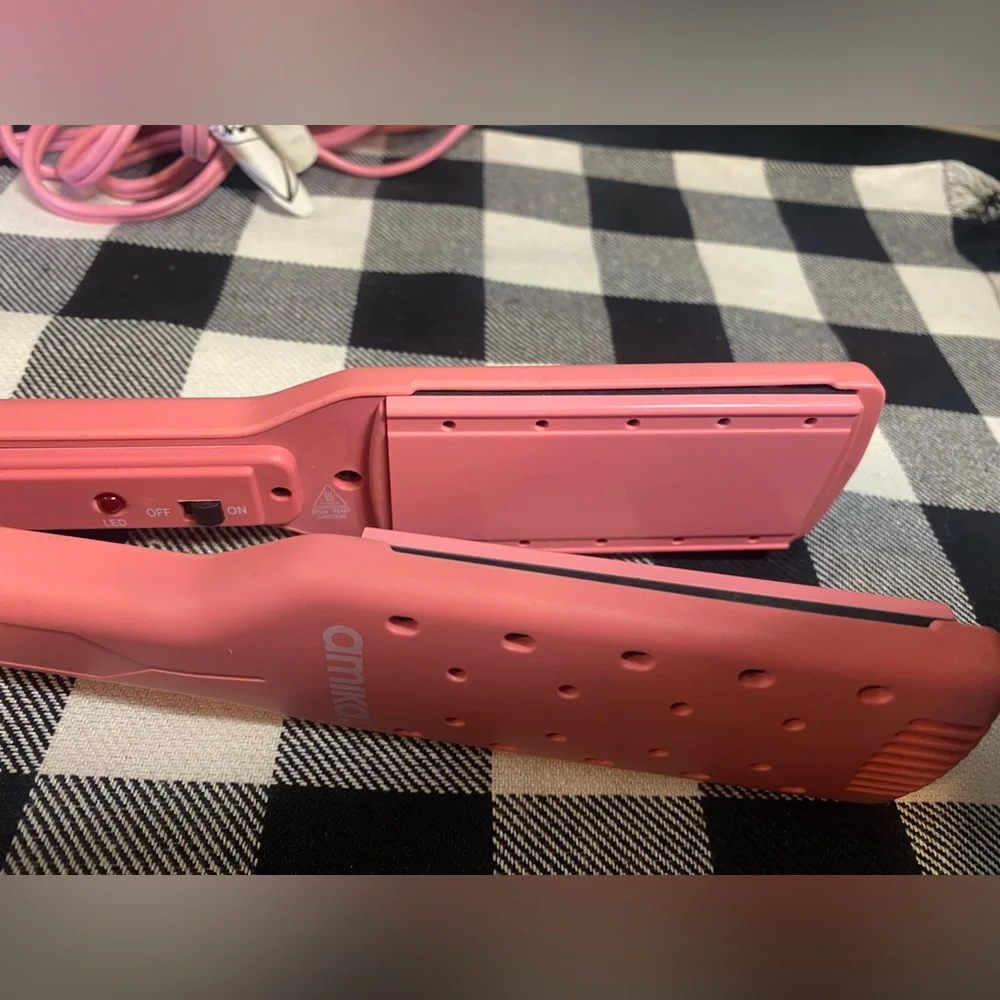 Amika W2D Pro Rosy‎ Pink Hair Straightener